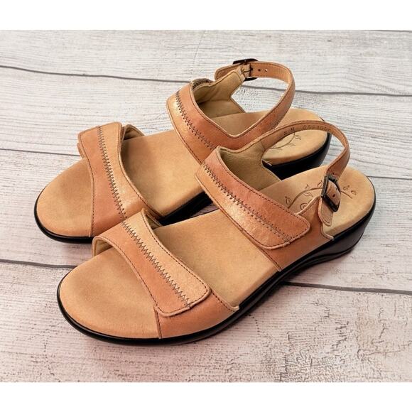 SAS Women’s Nudu Dawn Heel Strap Sandals Gold Tan Leather Adjustable Size 8M - Picture 3 of 9
